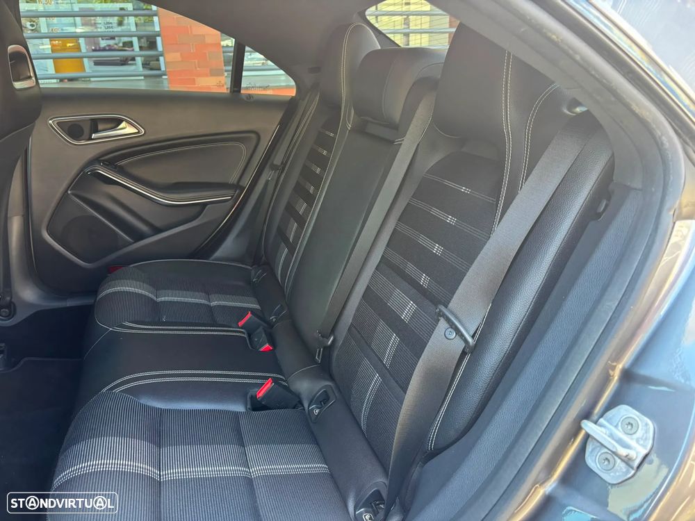 Mercedes-Benz CLA 200 d 4Matic 7G-DCT AMG Line - 59