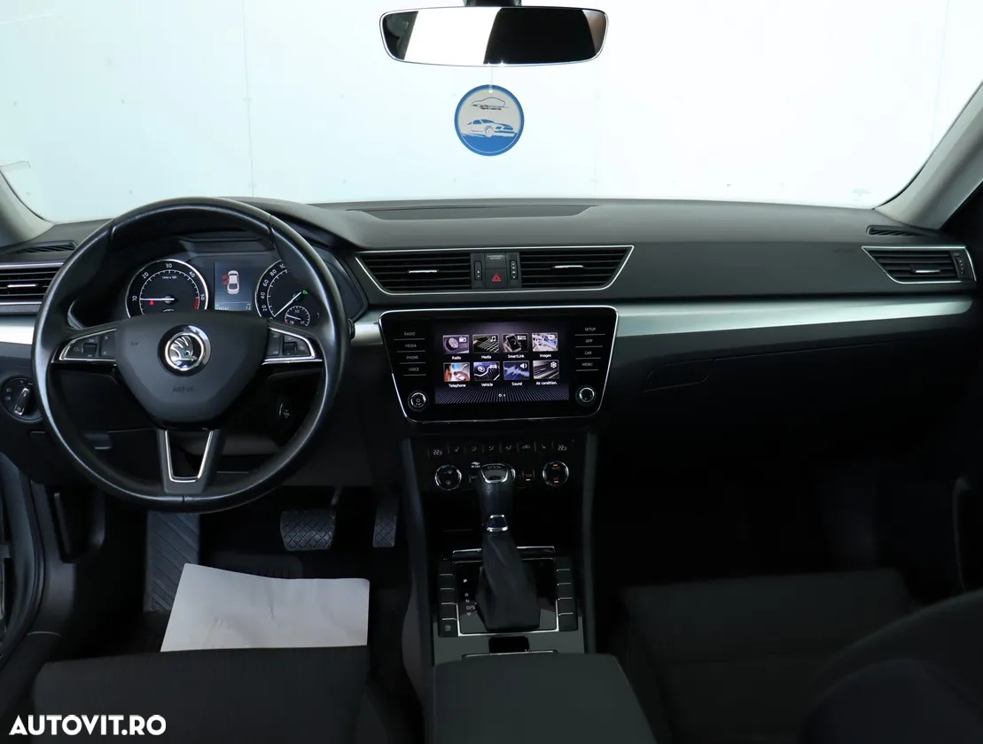 Skoda Superb 2.0 TDI DSG Ambition - 23