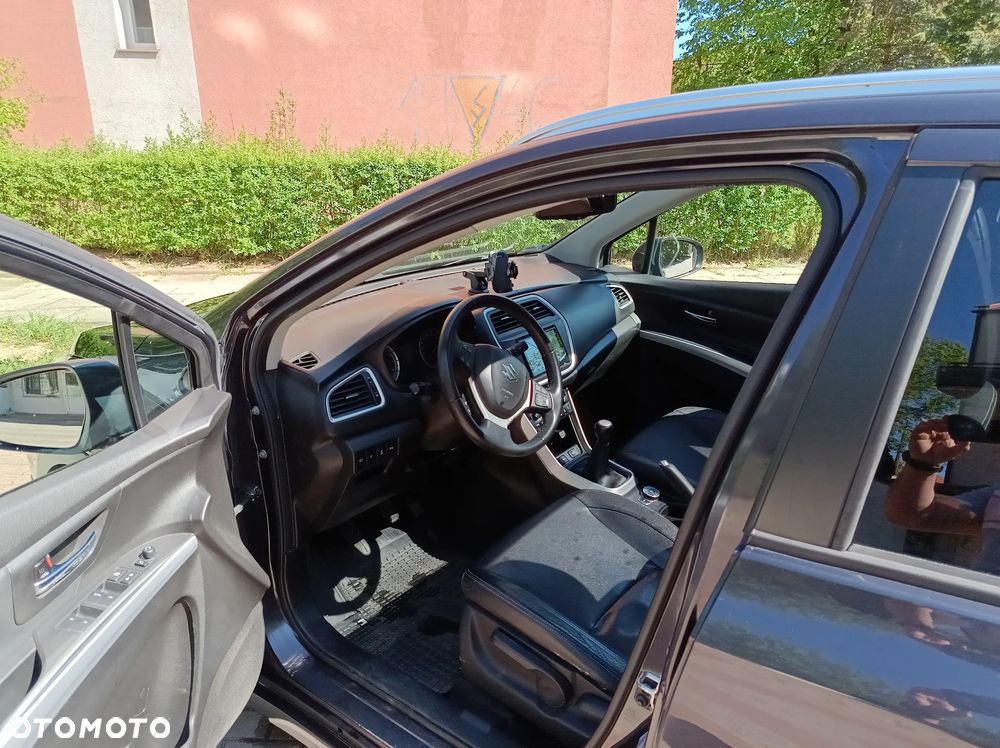 Suzuki SX4 1.6 Premium 4WD - 19