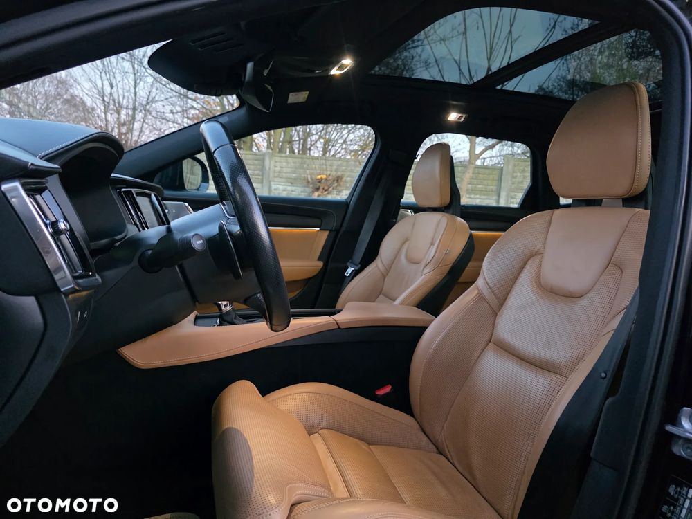 Volvo V90 Cross Country D5 SCR AWD Ocean Race - 40