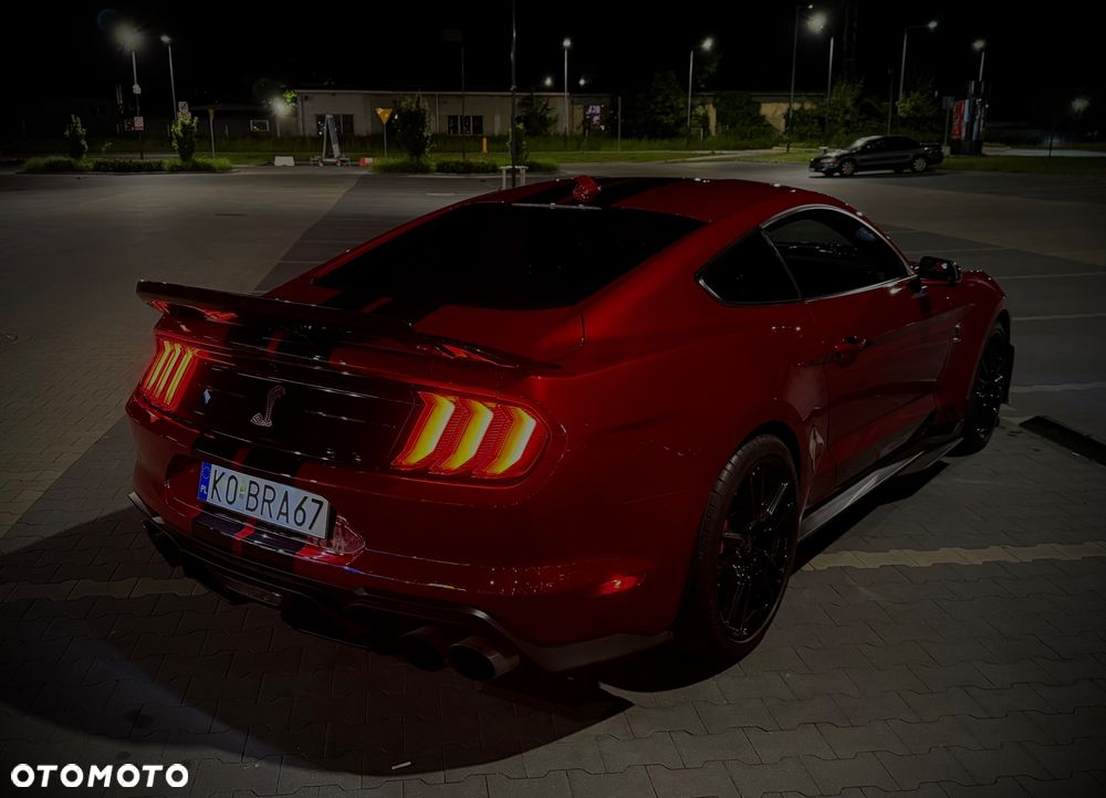 Ford Mustang - 11