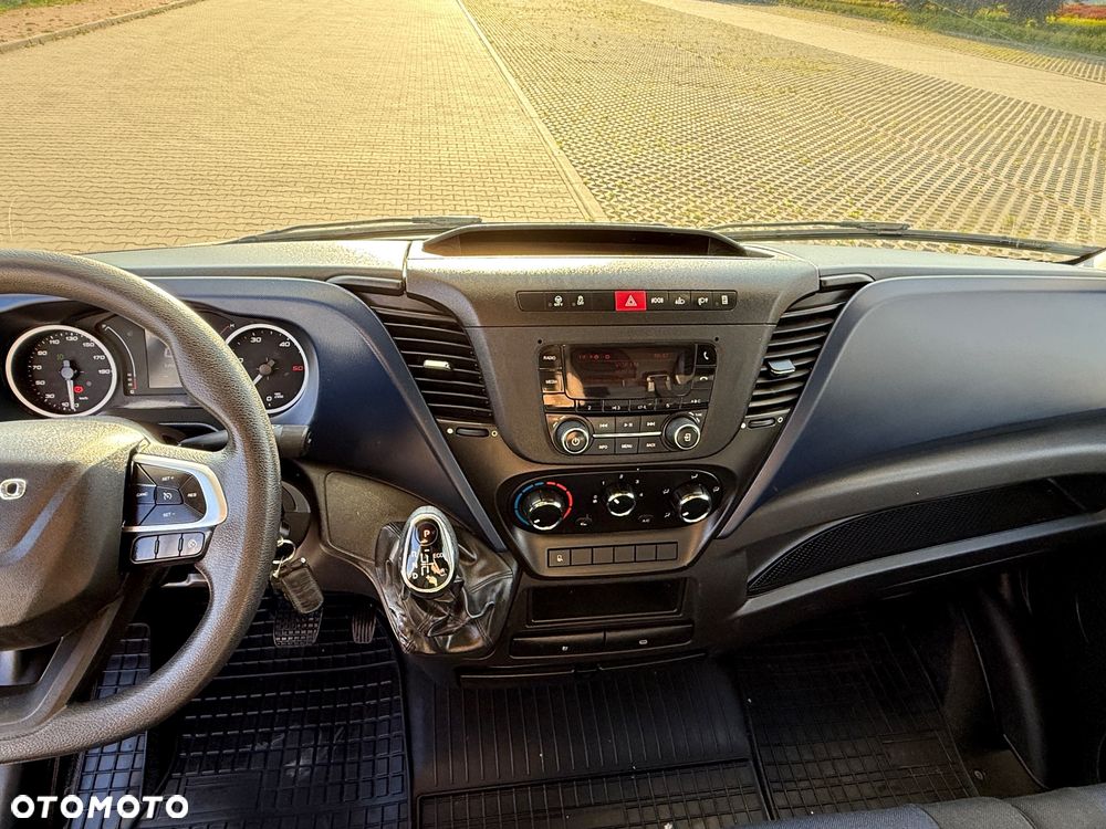 Iveco DAILY 35-180 3.0 HPI 180KM 10 E.Palet 2x Firana+Winda ! FULL LED ! Resor+Poduszka! HI MATIC! Salon Polska! - 14