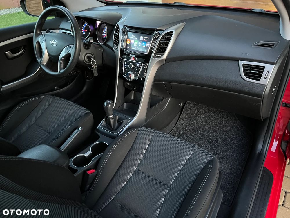 Hyundai i30 1.4 Fifa World Cup Edition - 26