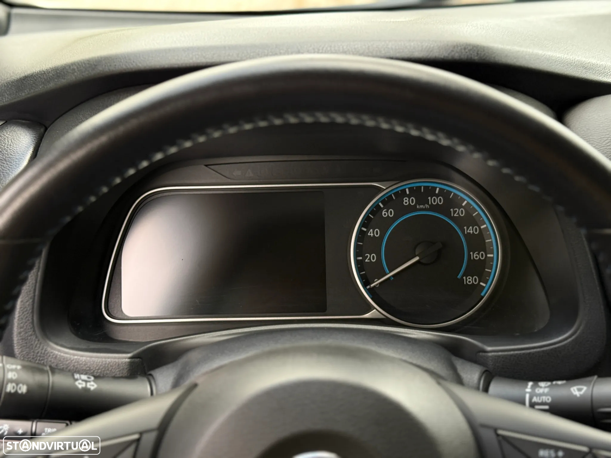 Nissan Leaf Acenta - 25