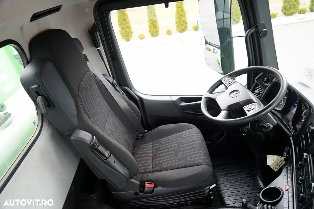 Mercedes-Benz AROCS 3240 / 8x4 / LIVRARE - 7 M / + HDS HIAB X-HIPRO 302 / MAX 9.200 KG / 21 M REACH / TRIDEM / PILOT / ROTATOR / FURCĂ / PUNTE RIDICATĂ / EURO 6 - 29