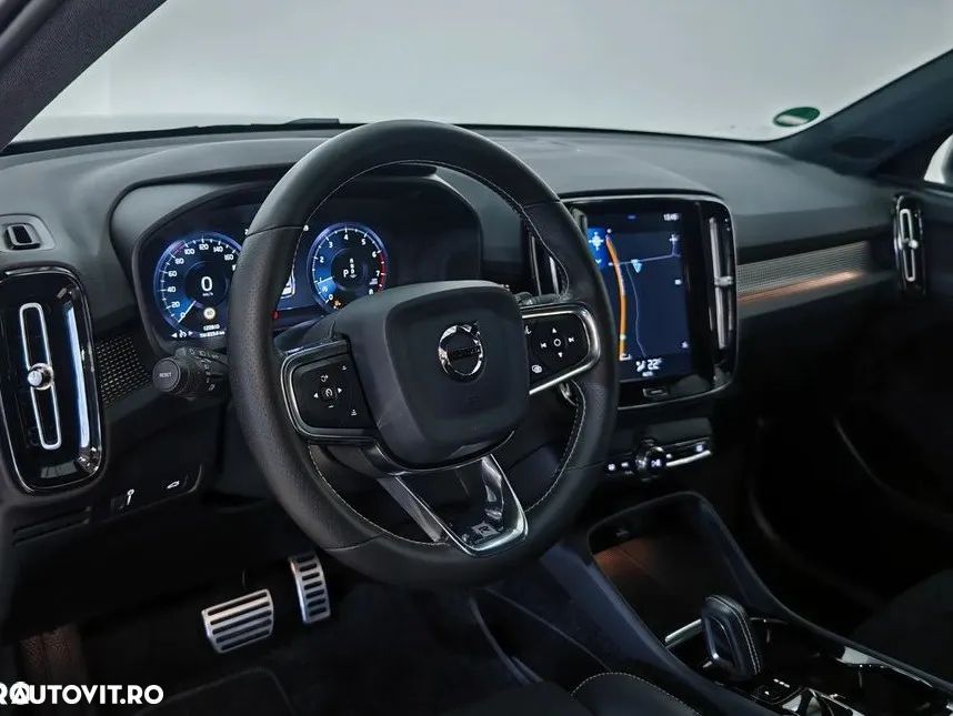 Volvo XC 40 T3 Geartronic RDesign - 6