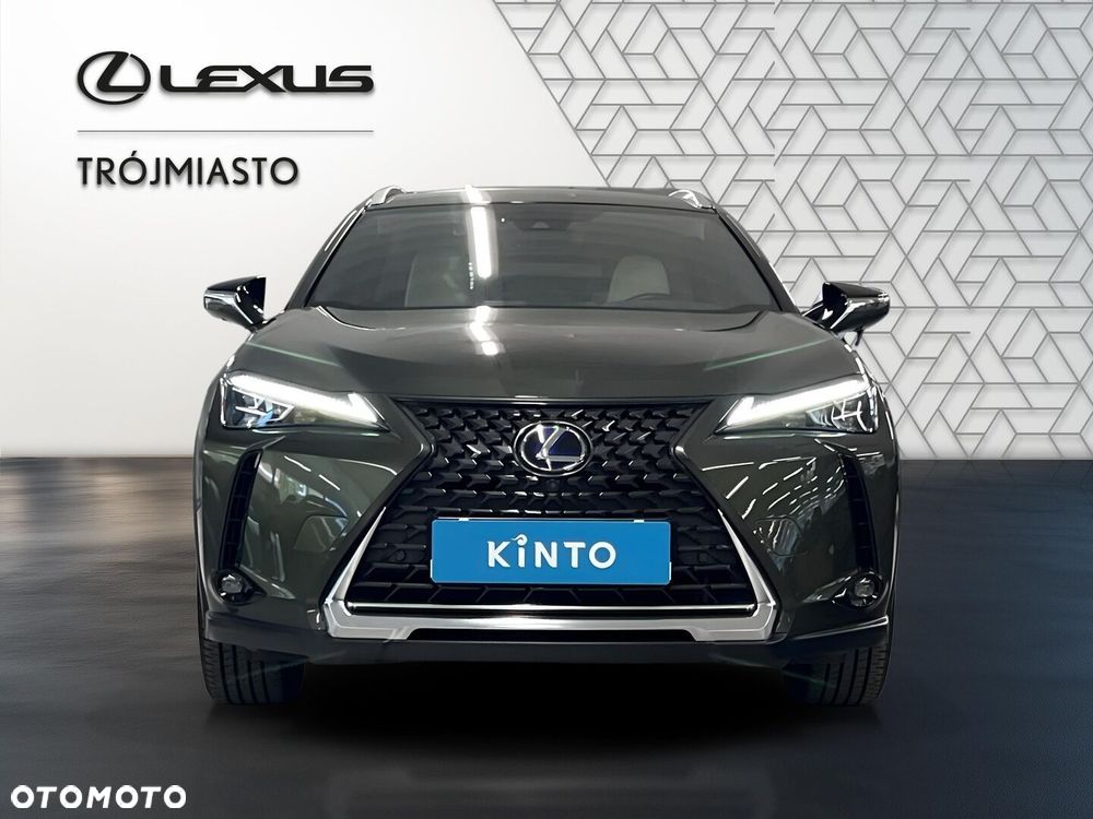 Lexus UX - 3