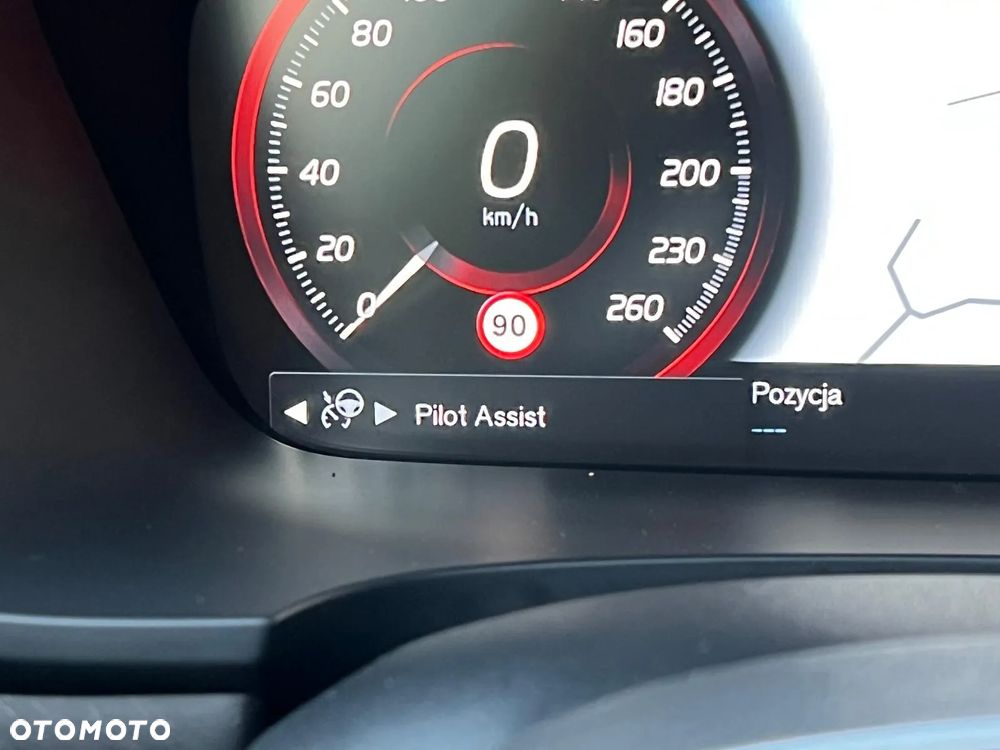 Volvo V90 Cross Country D5 AWD Pro - 25