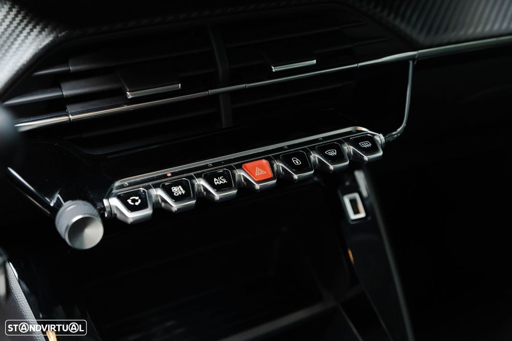 Peugeot 2008 1.2 PureTech Active - 28