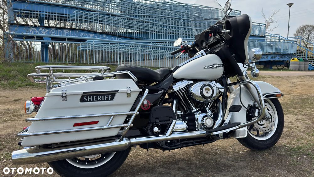 Harley-Davidson FLHT Electra Glide Standard - 5