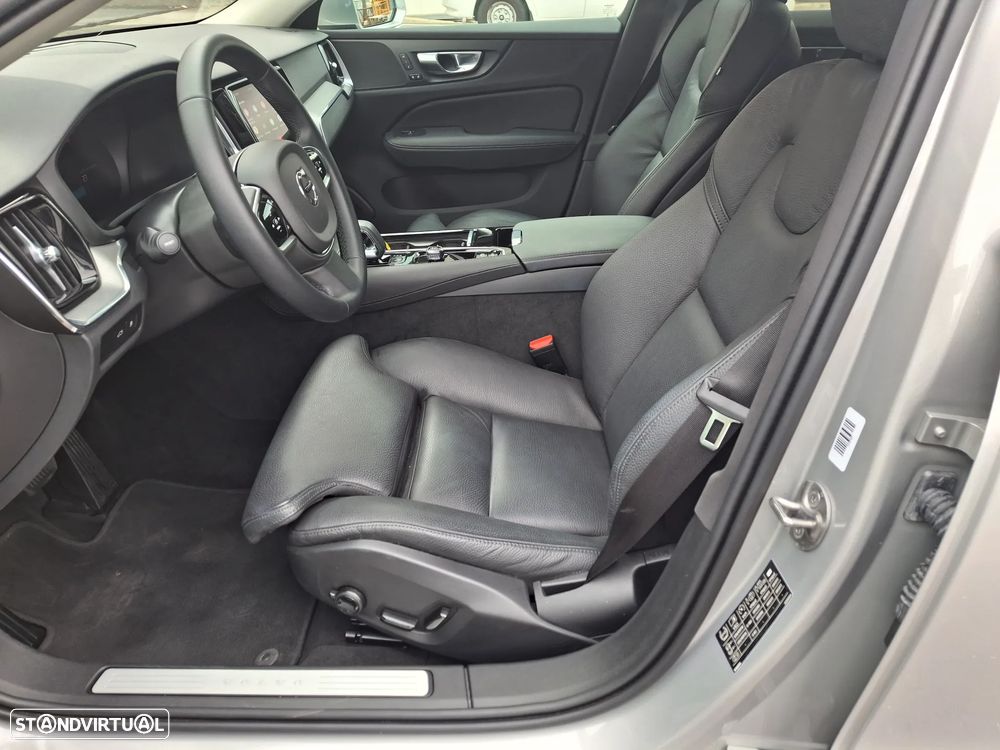 Volvo V60 2.0 T6 AWD TE Plus Dark - 14