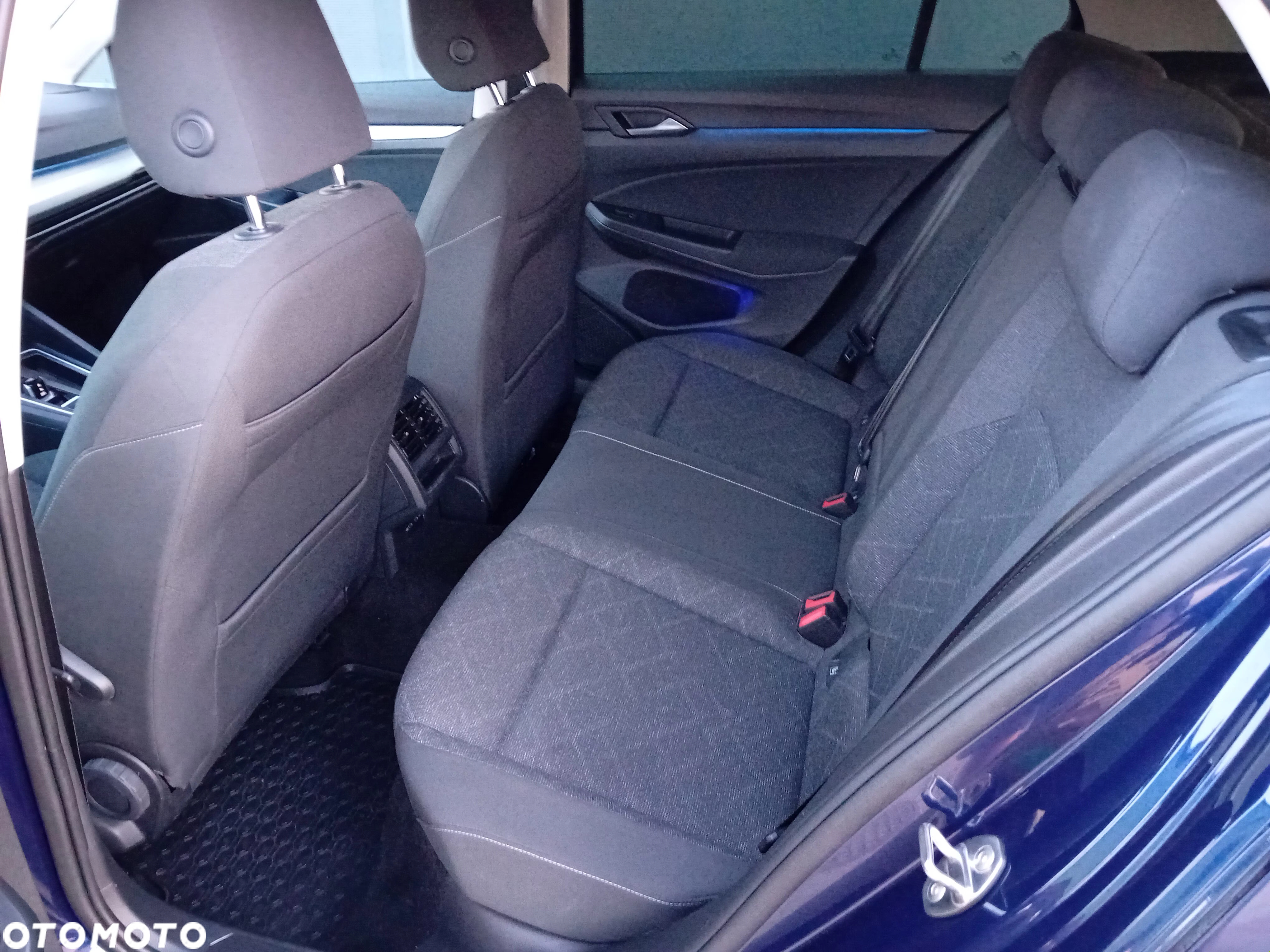 Volkswagen Golf 2.0 TDI SCR DSG Style - 39