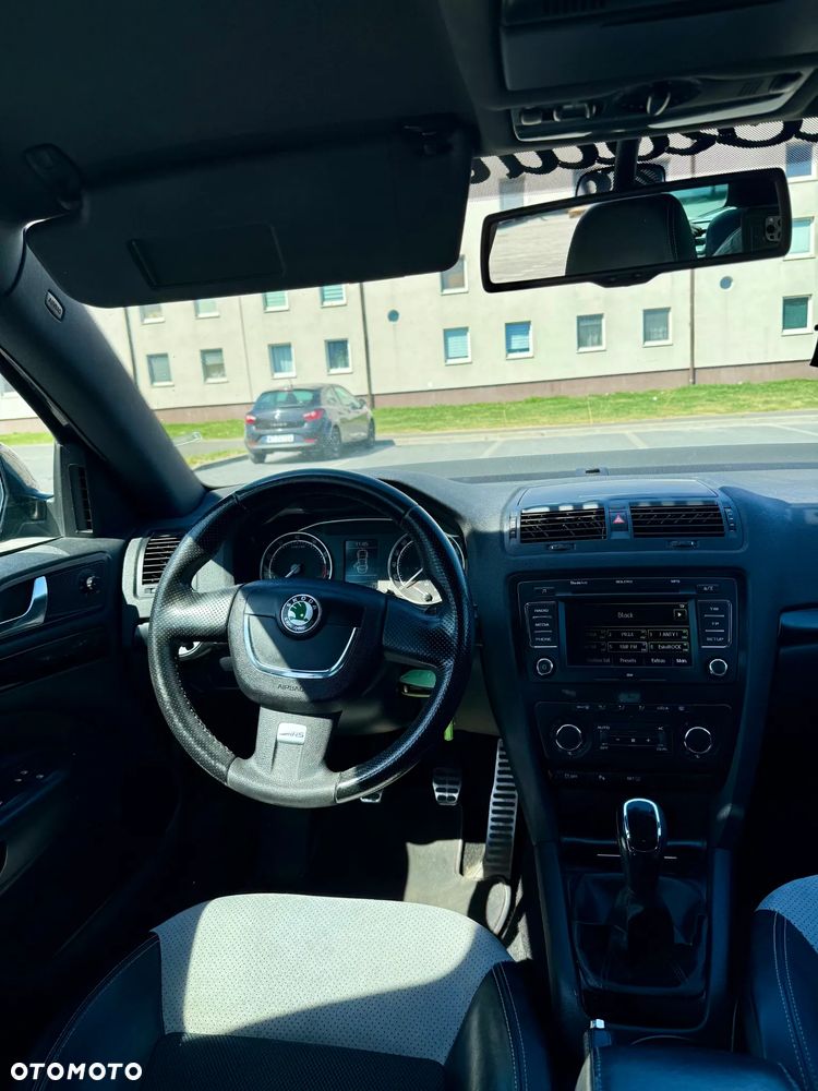Skoda Octavia 2.0 TFSI RS - 19
