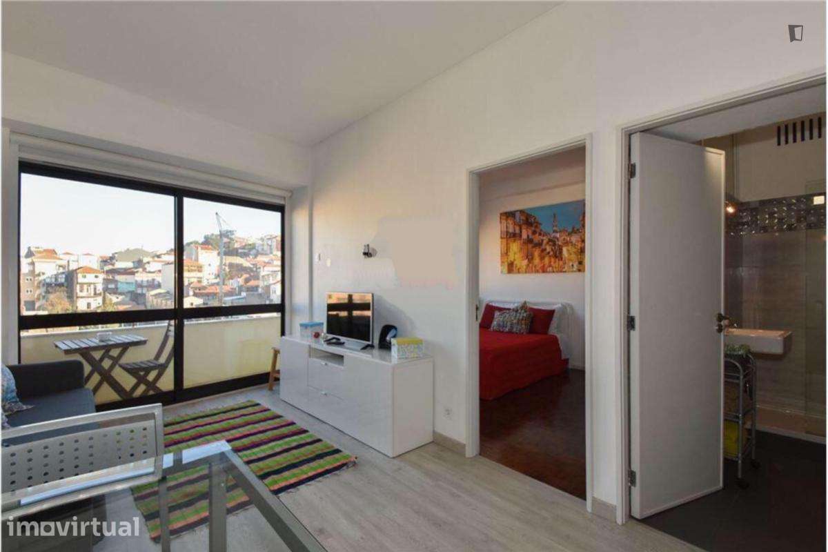 Apartamento com 1 quartos - localizado em Santo Ildefonso Porto - Grande imagem: 4/5