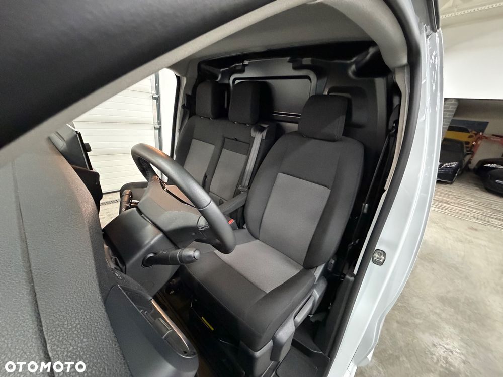 Opel Vivaro - 16
