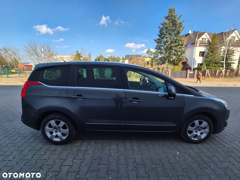 Peugeot 5008 - 4
