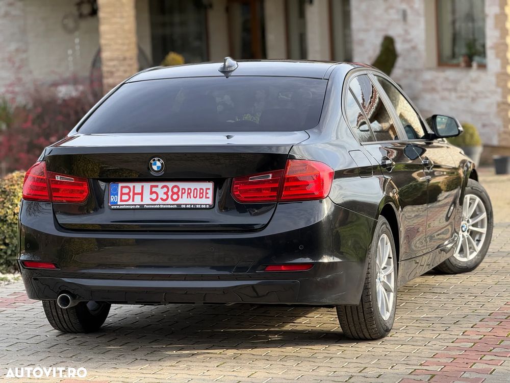 BMW Seria 3 320d Aut. - 3