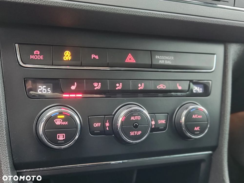 Seat Leon 2.0 TDI Start&Stop DSG FR - 24