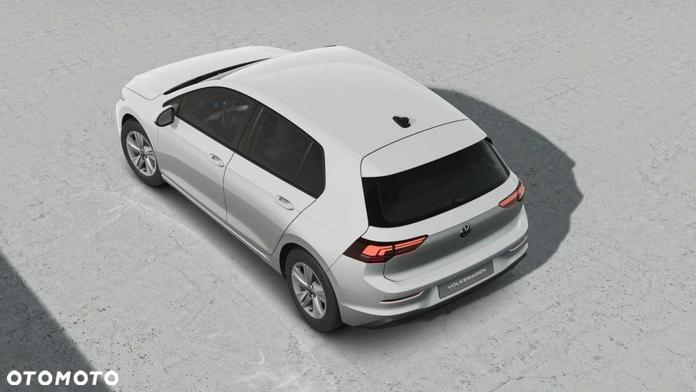 Volkswagen Golf - 8