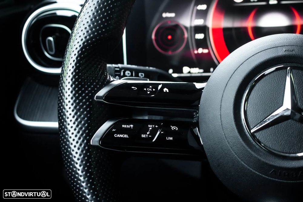 Mercedes-Benz C 220 d AMG Line - 14