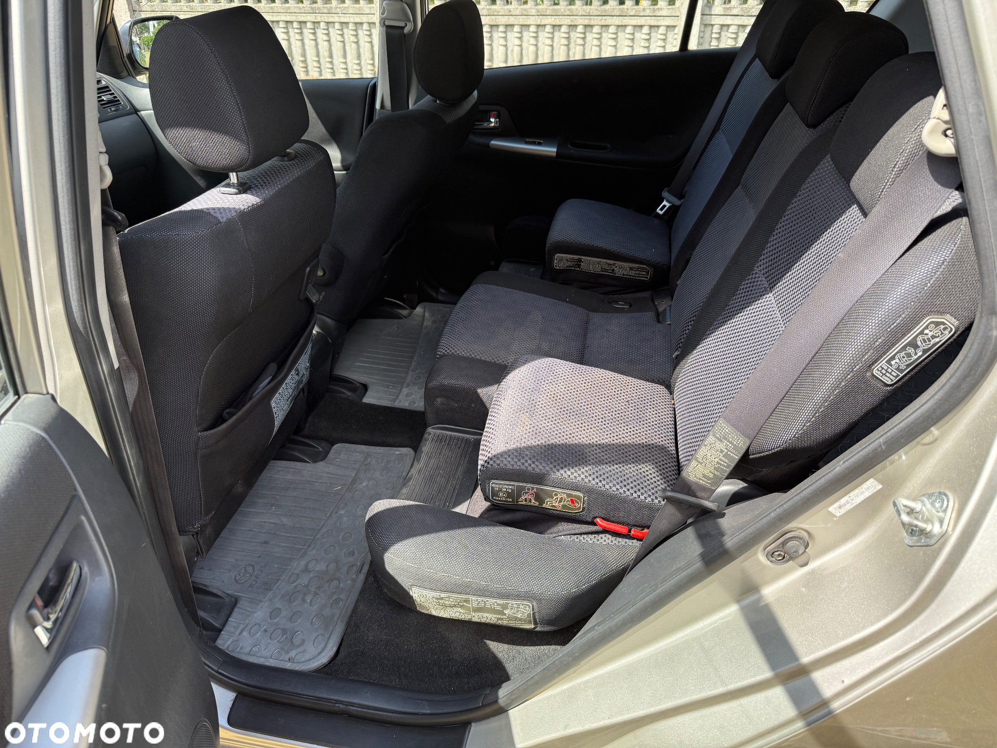 Toyota Corolla Verso - 9
