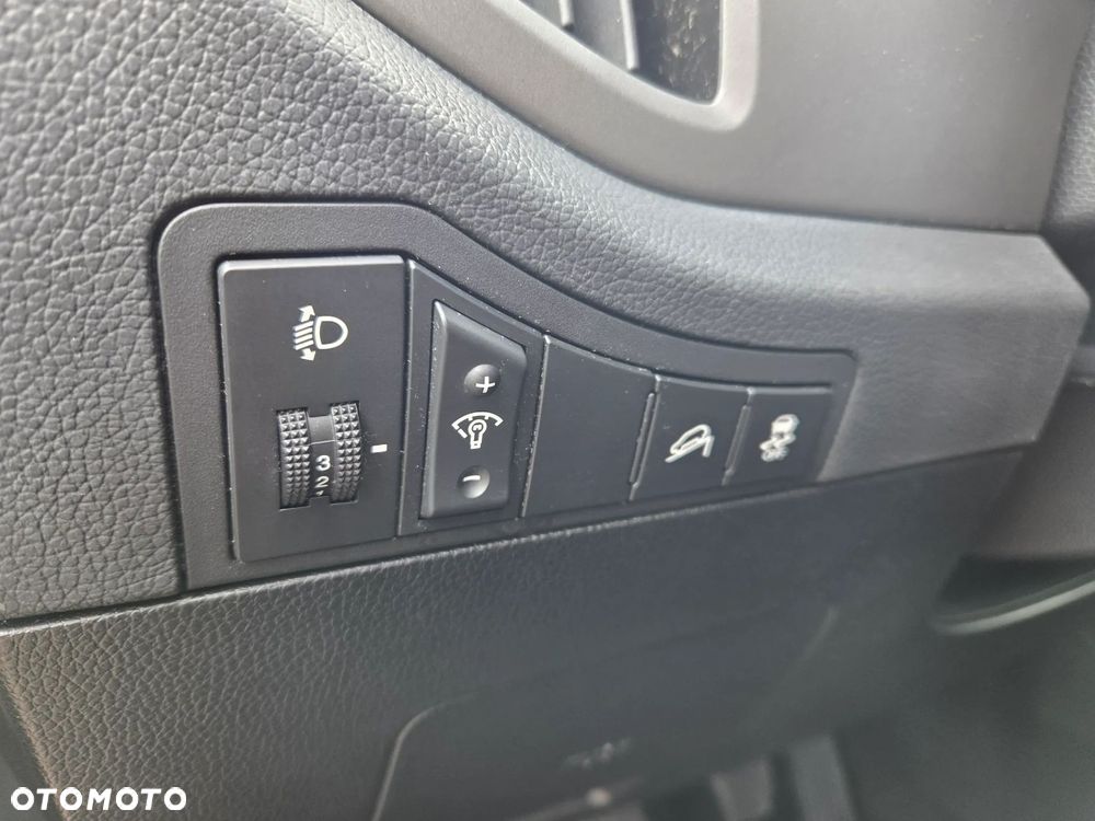 Kia Sportage - 14