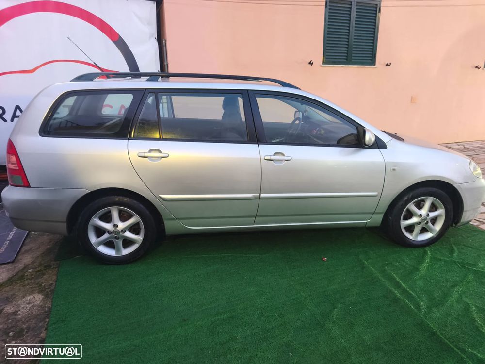 Toyota Corolla SW 1.4 D-4D AC - 33