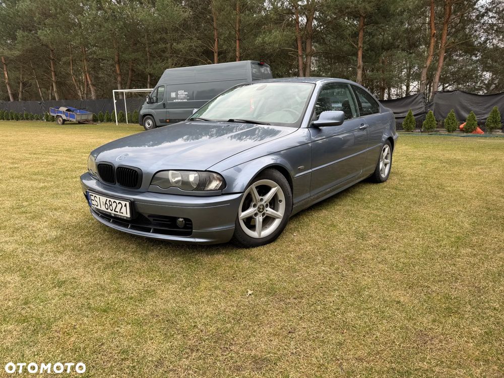 BMW Seria 3 318Ci - 1