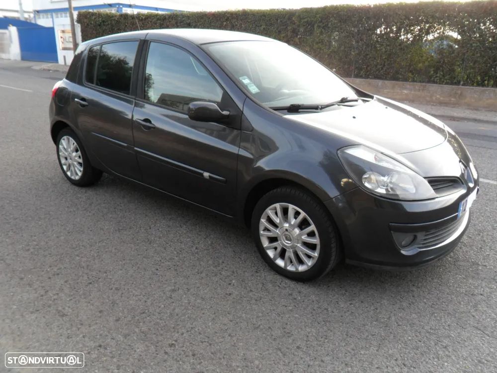 Renault Clio 1.2 16V Dynamique Luxe - 12