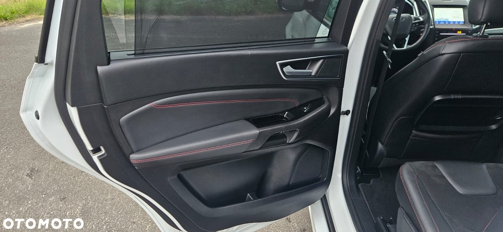 Ford S-Max 2.0 EcoBlue Twin-Turbo ST-Line - 31