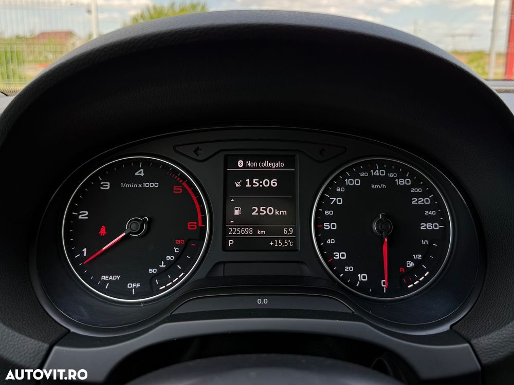 Audi A3 2.0 TDI ack S tronic S line Sportpaket - 12