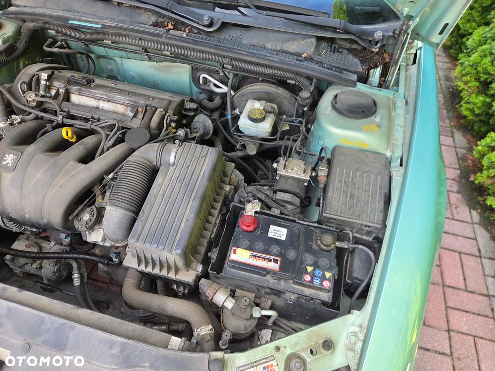 Peugeot 406 - 8
