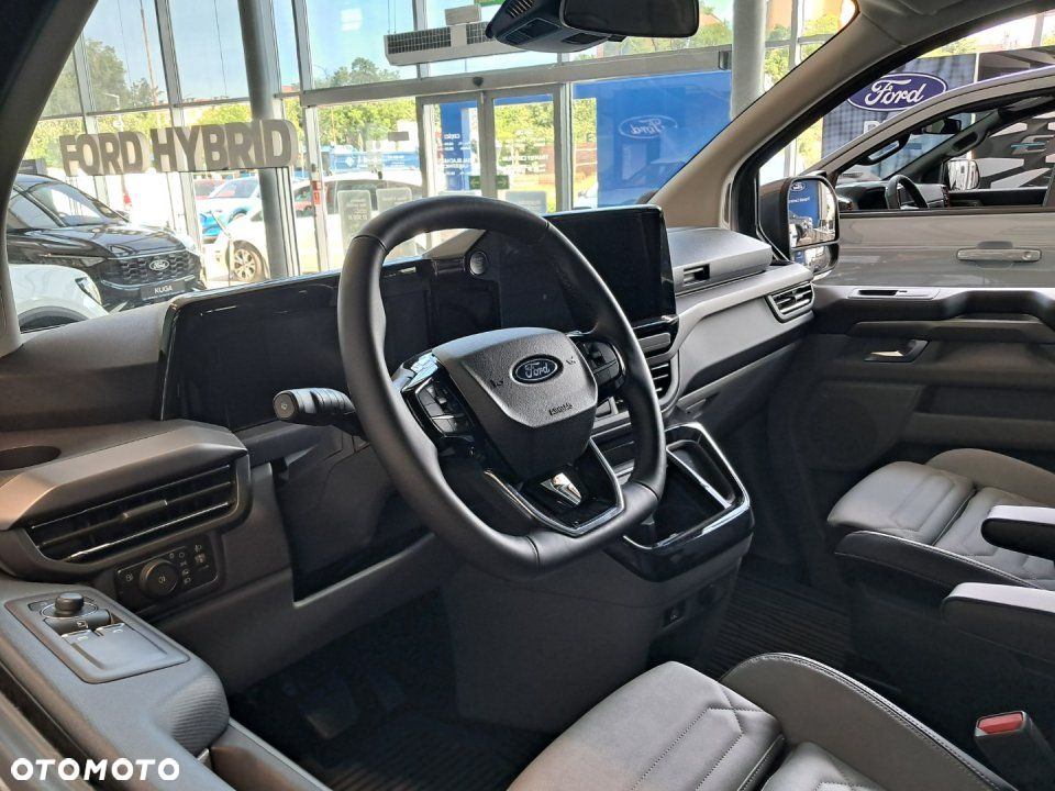 Ford Tourneo Custom - 7