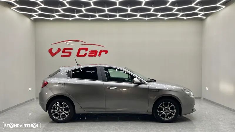 Alfa Romeo Giulietta 1.6 JTDM Super - 33