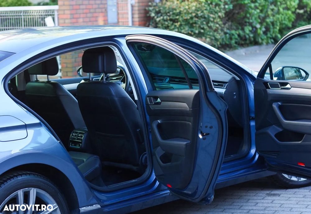 Volkswagen Passat Variant 1.8 TSI DSG Highline - 8