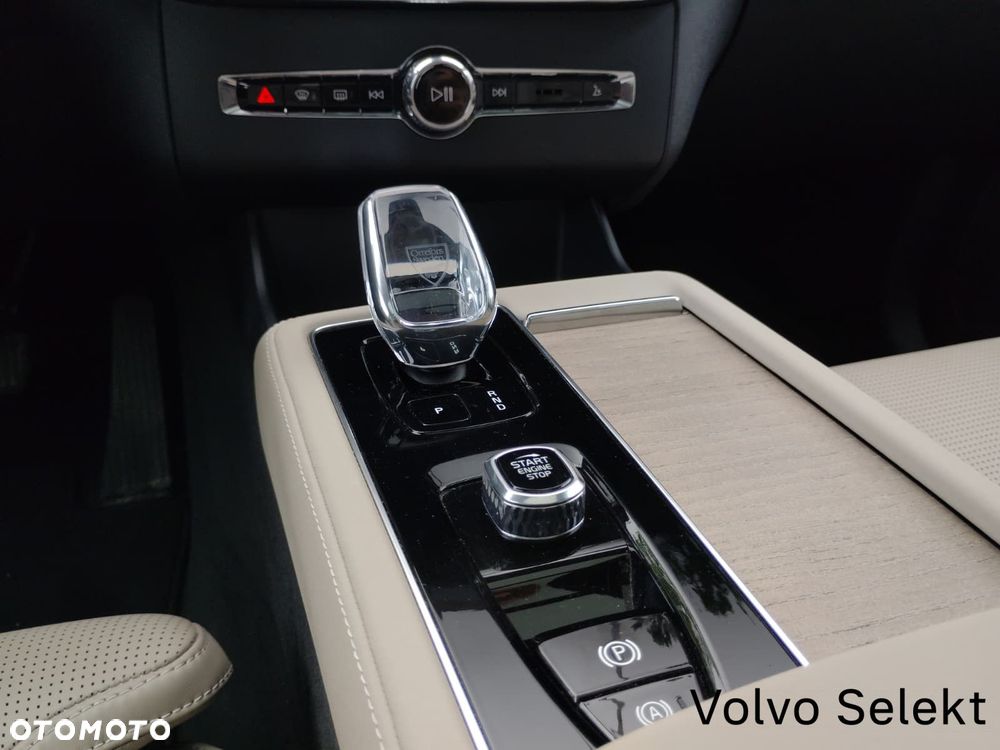Volvo XC 90 - 29