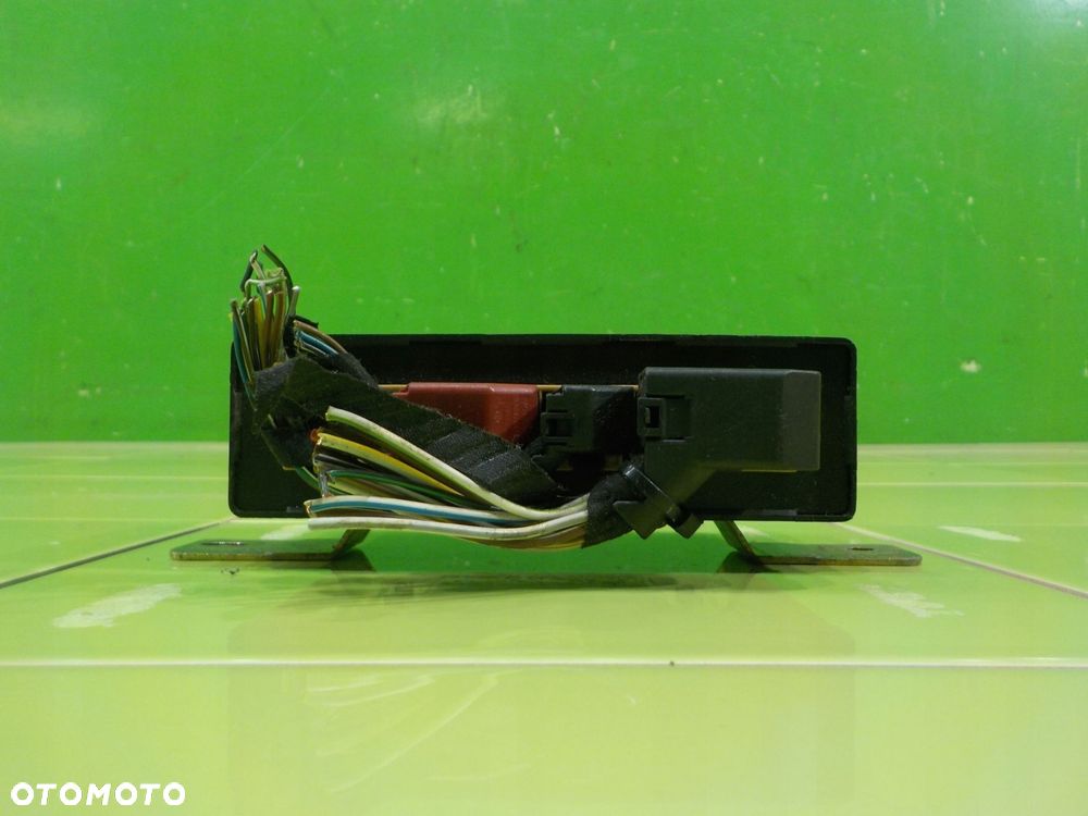AUDI 80 B4 2.6 B AUT 94r CABRIO 2D modul sterownik dachu 8G0959255 - 4