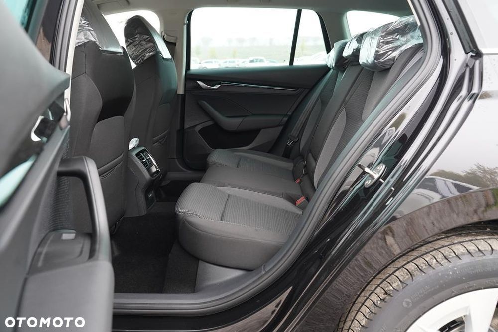 Skoda Octavia 1.5 TSI mHEV Edition 130 Selection DSG - 9