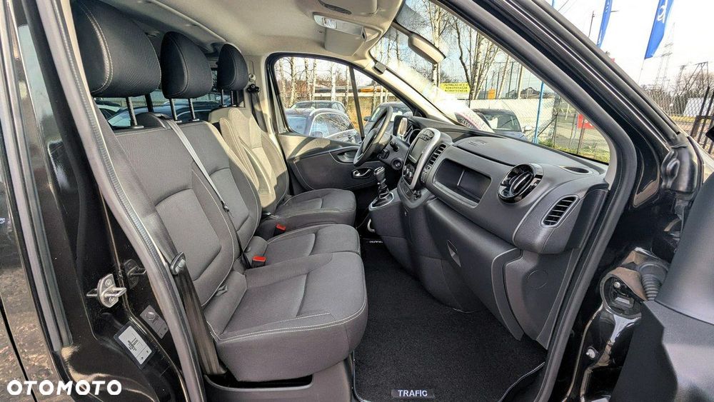 Renault Trafic - 19