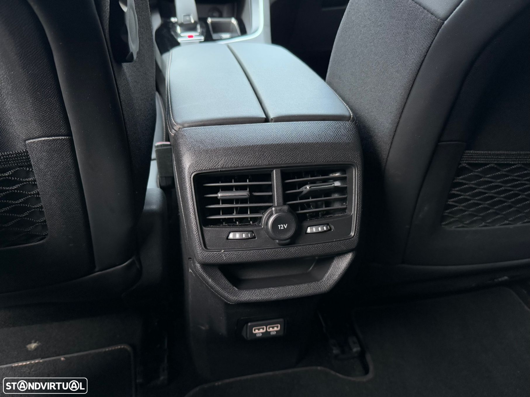 Peugeot 3008 1.5 BlueHDi GT Pack EAT8 - 32