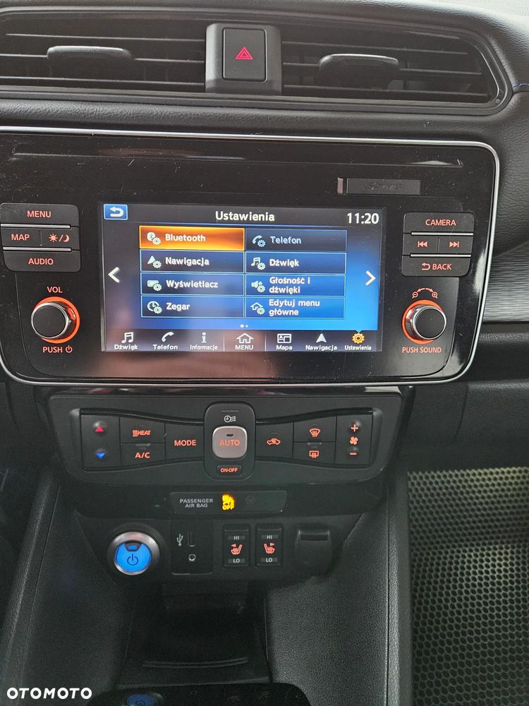 Nissan Leaf 40kWh Tekna - 17