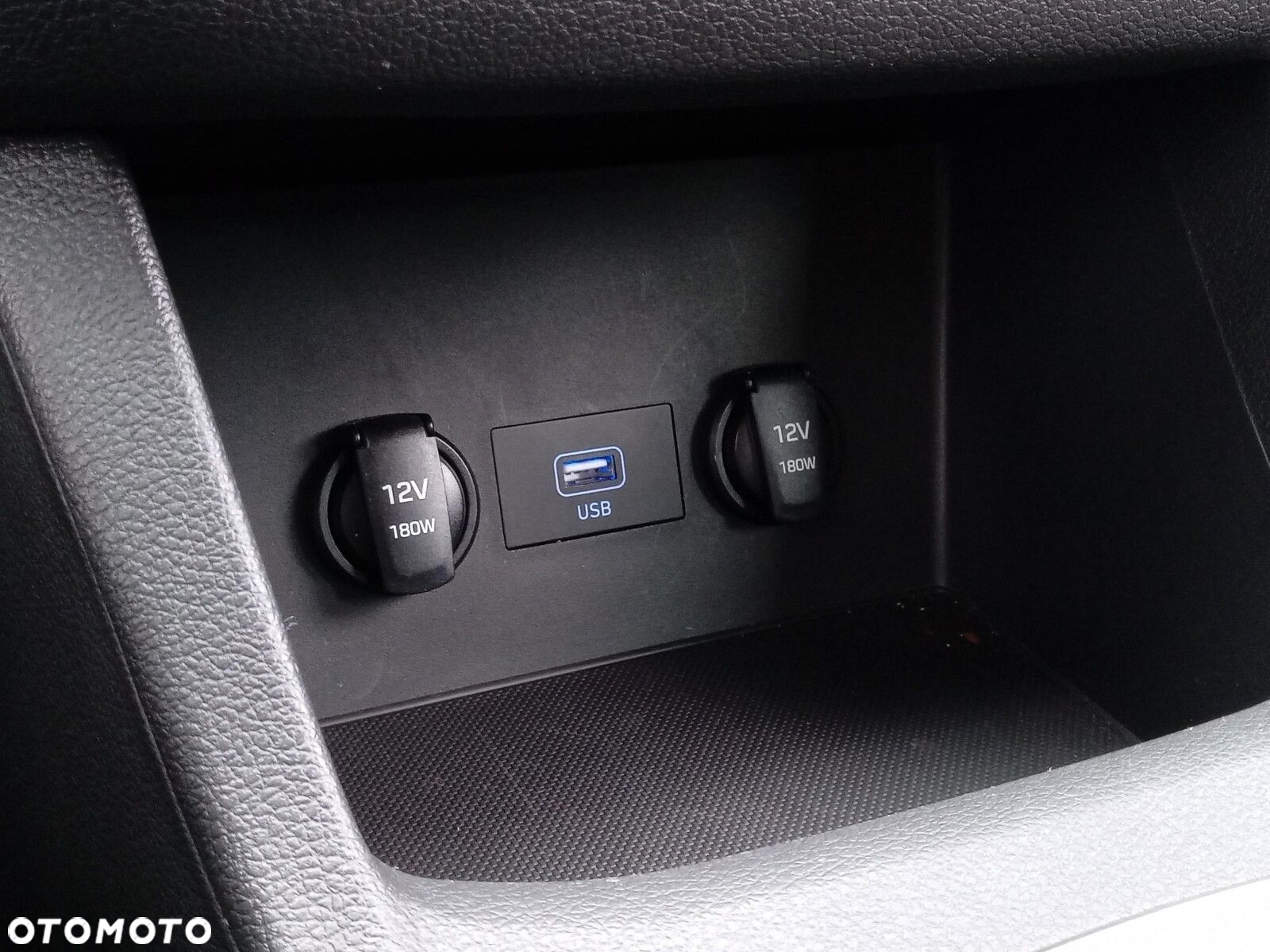 Hyundai i30 - 23