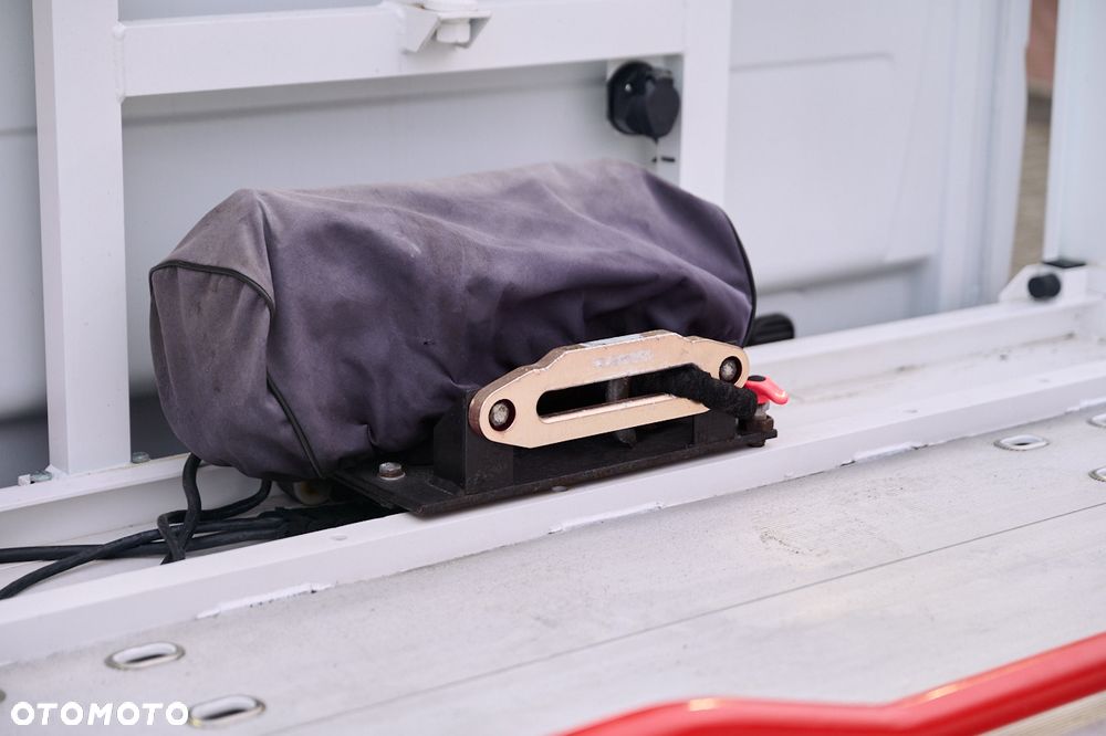 Mercedes-Benz SPRINTER - 20