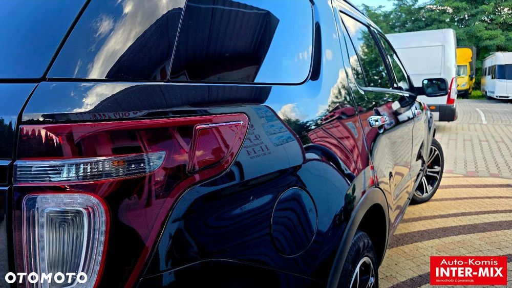 Ford Explorer - 27