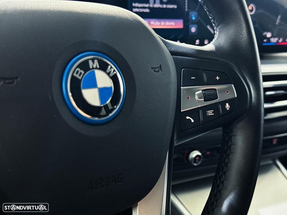 BMW i4 eDrive40 Pack Desportivo M - 46