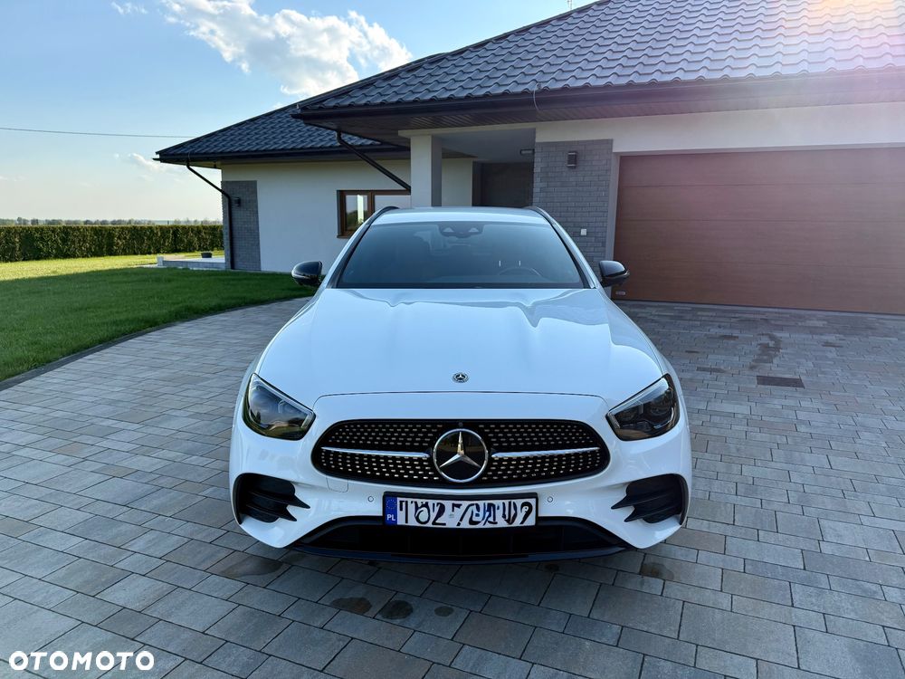 Mercedes-Benz Klasa E 300 de AMG - 36