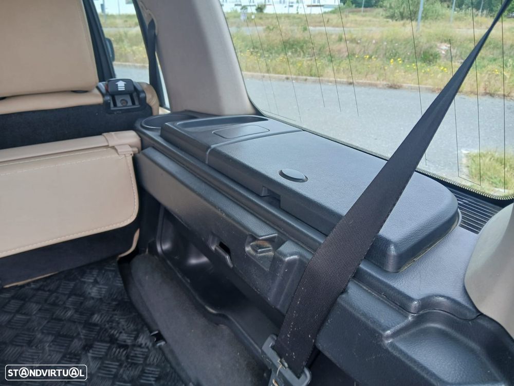 Land Rover Discovery 2.7 TD V6 HSE Auto. - 23
