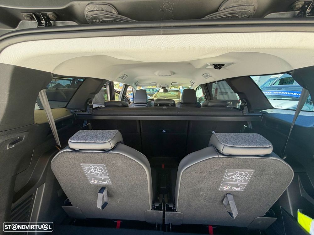Peugeot 5008 1.5 BlueHDi Allure Pack EAT8 - 24