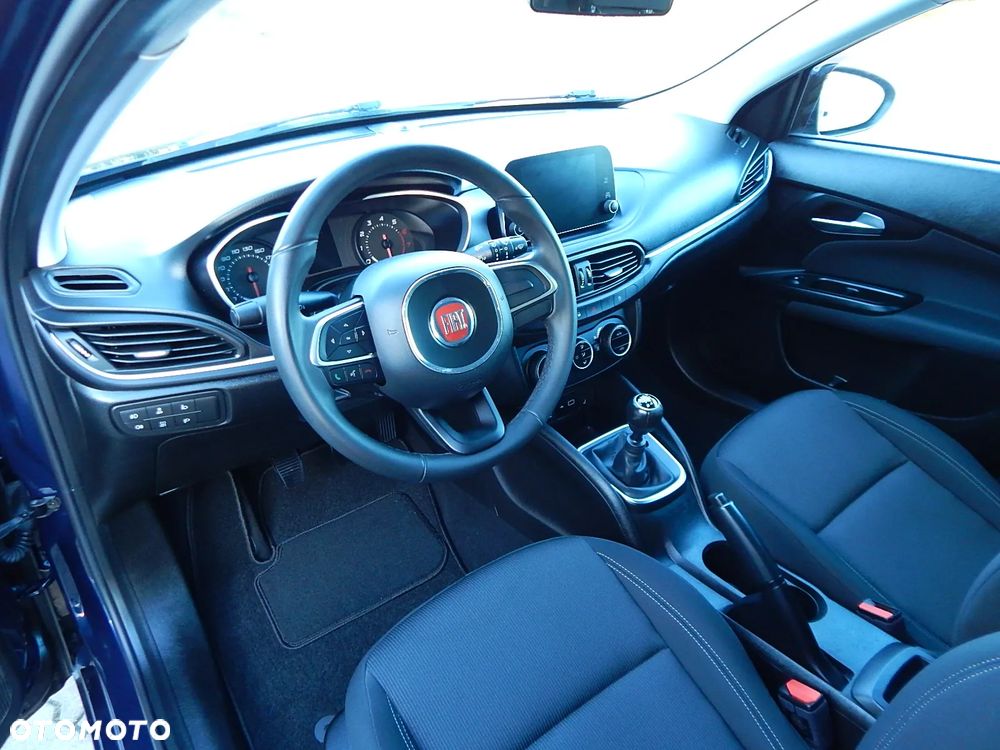 Fiat Tipo ver-1-4-t--jet-16v-easy - 18