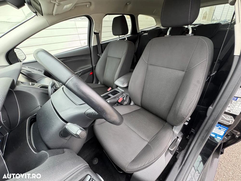 Ford Focus 1.5 TDCi DPF Start-Stopp-System Business - 11